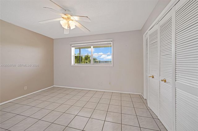 4800 Hillcrest Ln 402 402, Hollywood, FL 33021