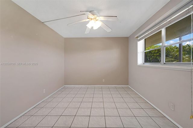 4800 Hillcrest Ln 402 402, Hollywood, FL 33021