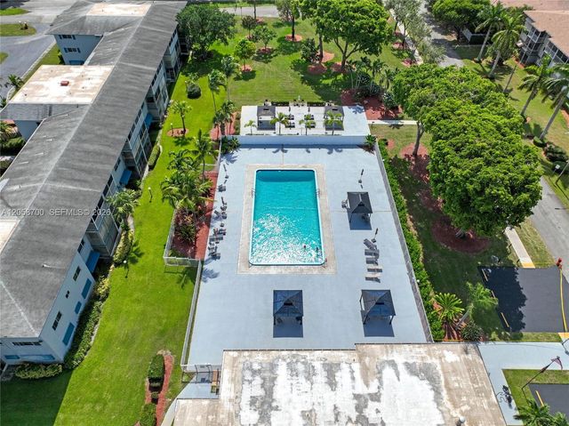 4800 Hillcrest Ln 402 402, Hollywood, FL 33021