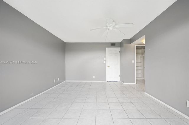 4800 Hillcrest Ln 402 402, Hollywood, FL 33021