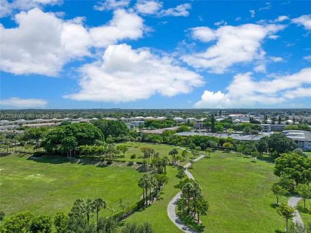 4800 Hillcrest Ln 402 402, Hollywood, FL 33021