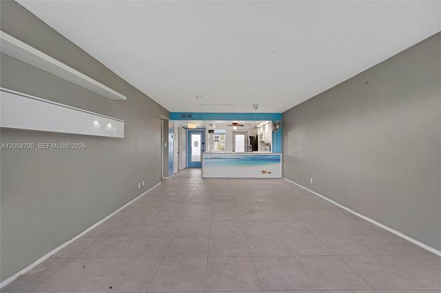 4800 Hillcrest Ln 402 402, Hollywood, FL 33021