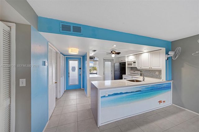 4800 Hillcrest Ln 402 402, Hollywood, FL 33021