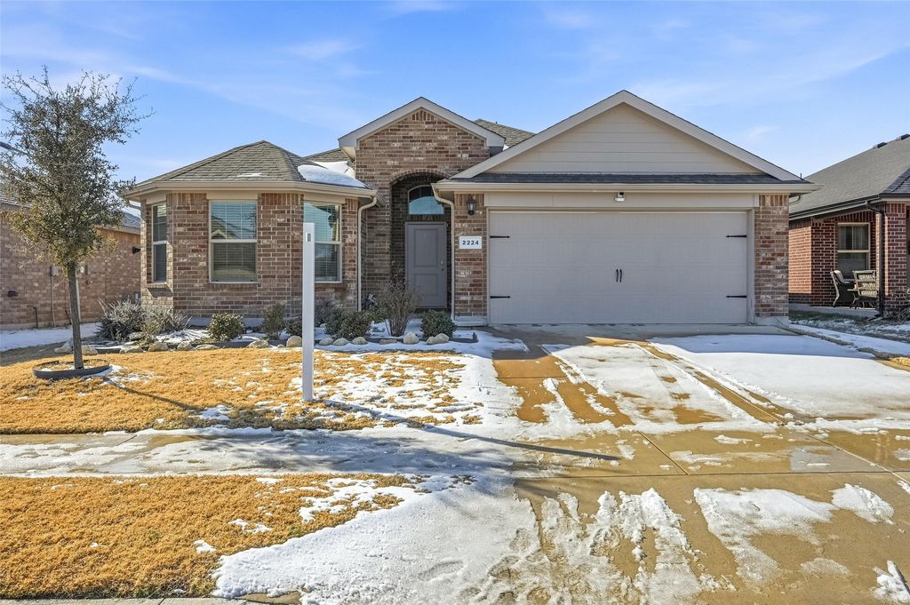 2224 Myrtle Beach Drive, Fort Worth, TX 76108