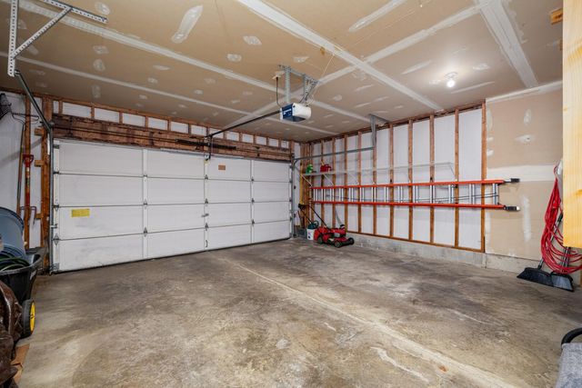 1414 Eastwood Circle, Saline, MI 48176