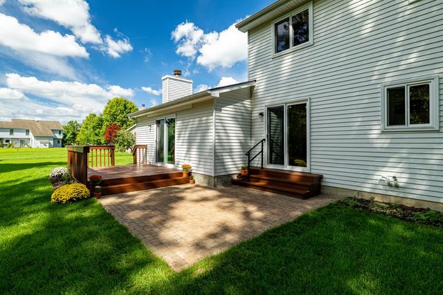 1414 Eastwood Circle, Saline, MI 48176