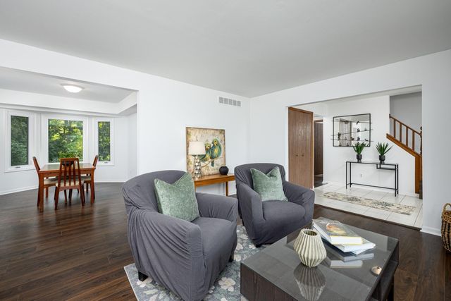 1414 Eastwood Circle, Saline, MI 48176