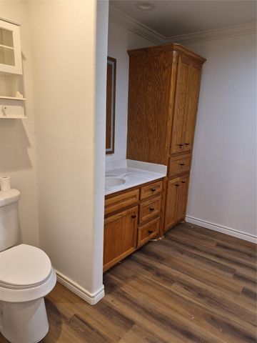 27 Deerfield Road, Huntsville, TX 77340