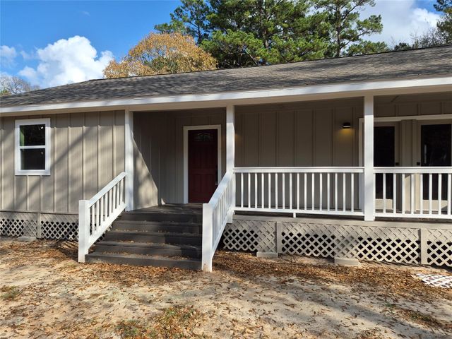 27 Deerfield Road, Huntsville, TX 77340