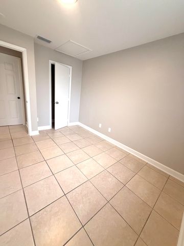 407 N 29th Street, Fort Pierce, FL 34947