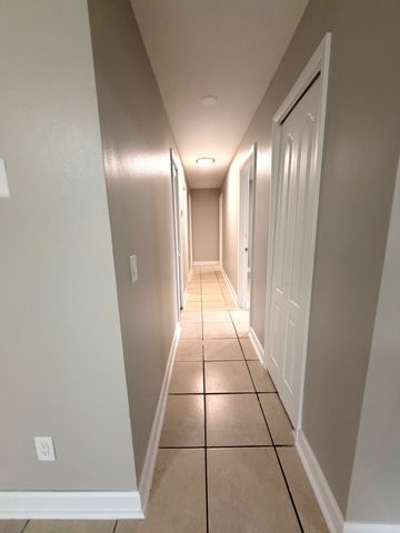 407 N 29th Street, Fort Pierce, FL 34947