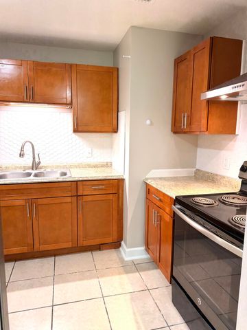 407 N 29th Street, Fort Pierce, FL 34947