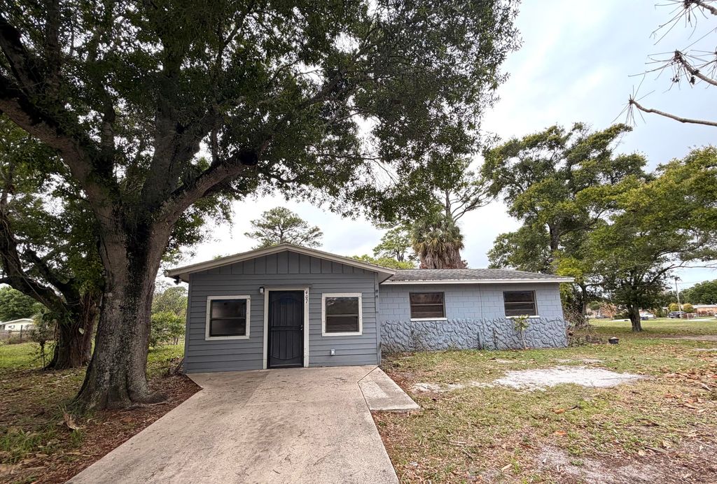 407 N 29th Street, Fort Pierce, FL 34947