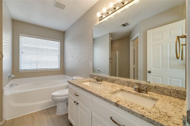 7229 Specklebelly Lane, Fort Worth, TX 76120