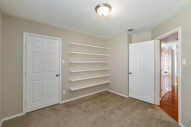 7229 Specklebelly Lane, Fort Worth, TX 76120