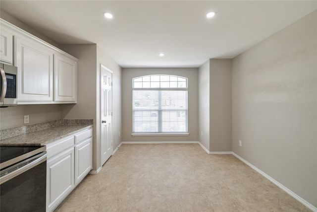 7229 Specklebelly Lane, Fort Worth, TX 76120