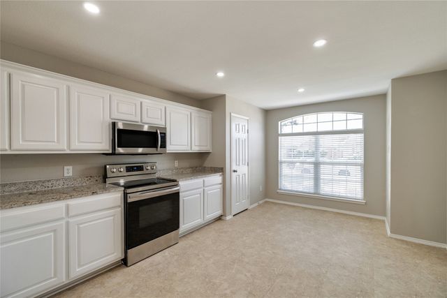 7229 Specklebelly Lane, Fort Worth, TX 76120