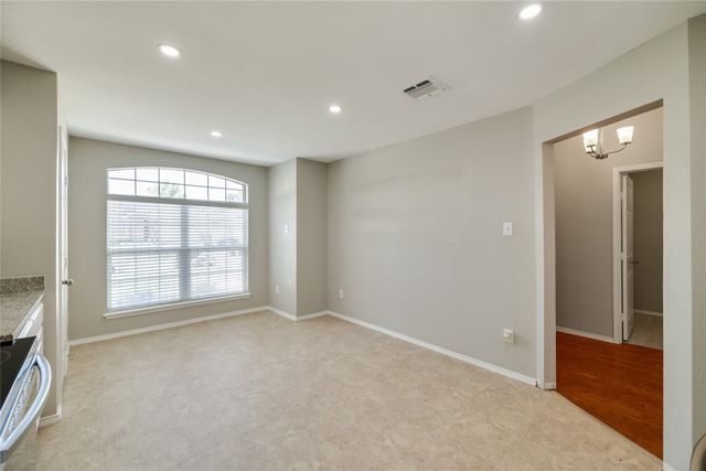 7229 Specklebelly Lane, Fort Worth, TX 76120