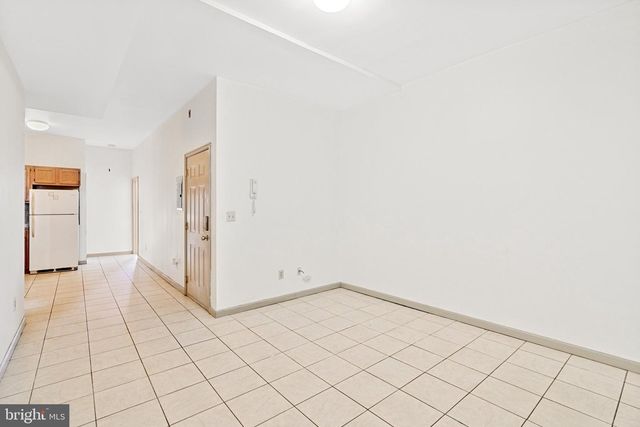 1621 W DIAMOND ST, Philadelphia, PA 19121