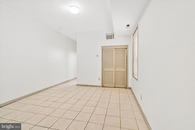 1621 W DIAMOND ST, Philadelphia, PA 19121