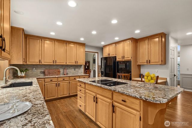 5920 228th Avenue NE, Redmond, WA 98053