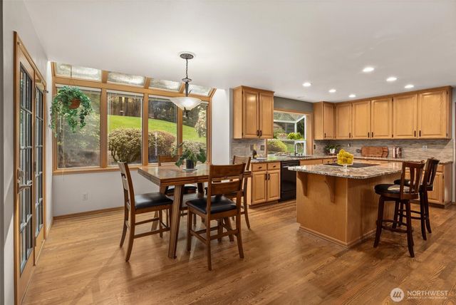 5920 228th Avenue NE, Redmond, WA 98053