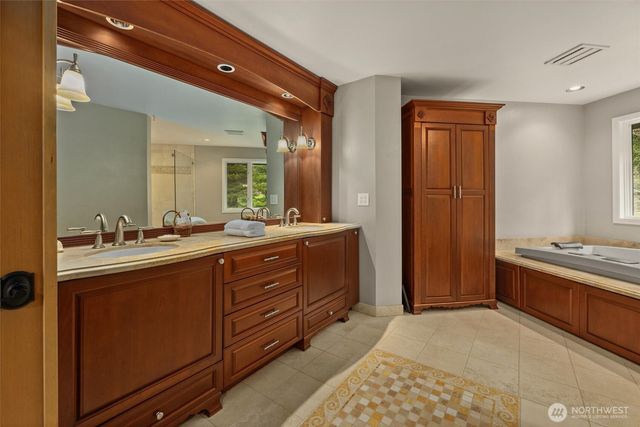 5920 228th Avenue NE, Redmond, WA 98053