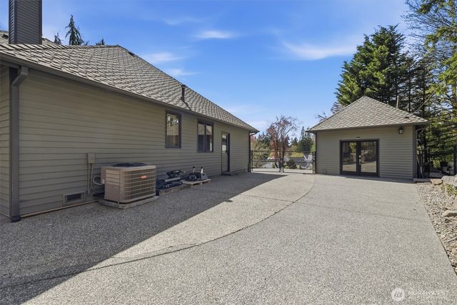 5920 228th Avenue NE, Redmond, WA 98053