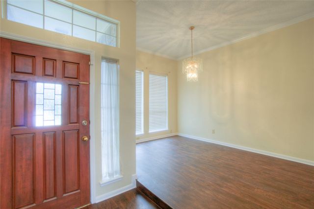 4221 Crestedge Lane, Carrollton, TX 75010