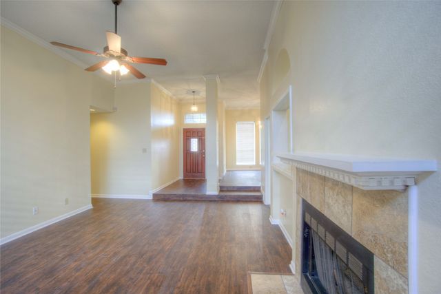 4221 Crestedge Lane, Carrollton, TX 75010