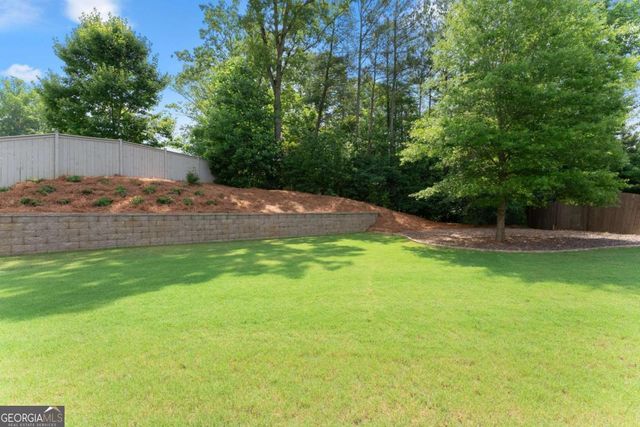 31 Lake Sydney Drive, Dawsonville, GA 30534