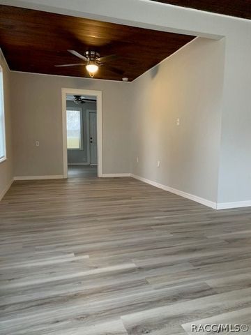 302 W Zephyr Street, Inverness, FL 34450