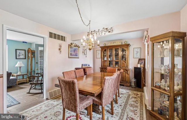 11 QUEENS LN, Hammonton, NJ 08037
