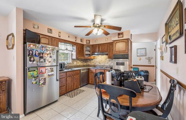 11 QUEENS LN, Hammonton, NJ 08037