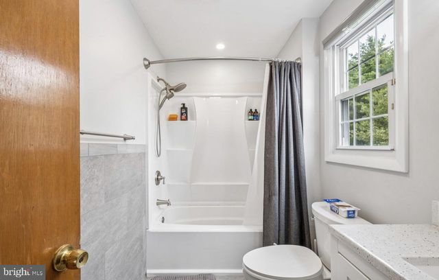 11 QUEENS LN, Hammonton, NJ 08037