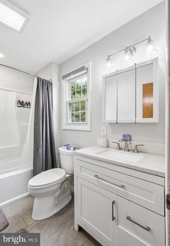 11 QUEENS LN, Hammonton, NJ 08037