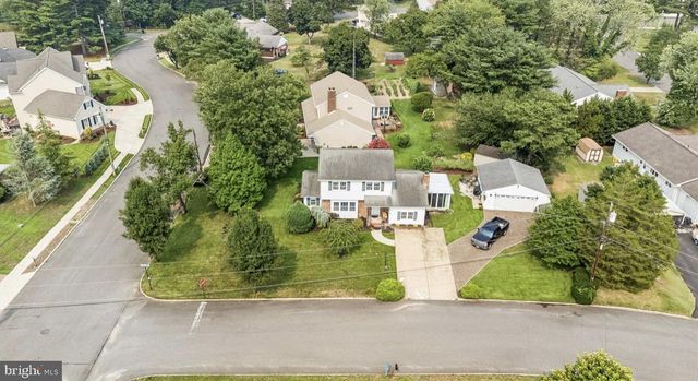 11 QUEENS LN, Hammonton, NJ 08037