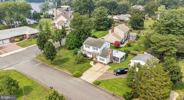 11 QUEENS LN, Hammonton, NJ 08037