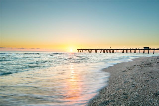 11053 BARNSLEY DRIVE, Venice, FL 34293