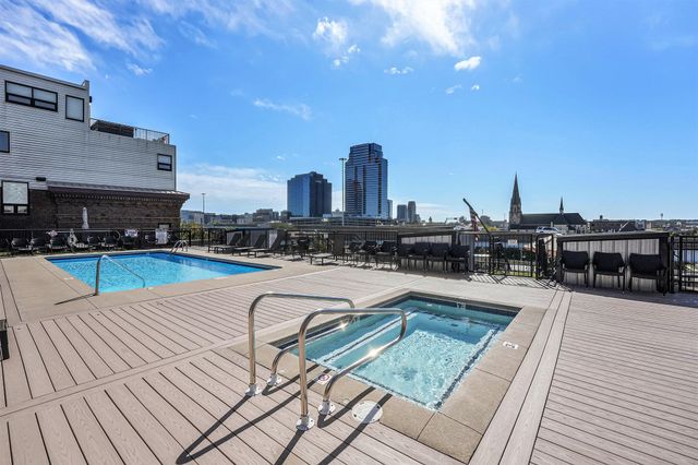 600 Broadway Avenue NW 118, Grand Rapids, MI 49504