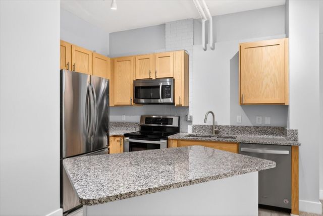 600 Broadway Avenue NW 118, Grand Rapids, MI 49504