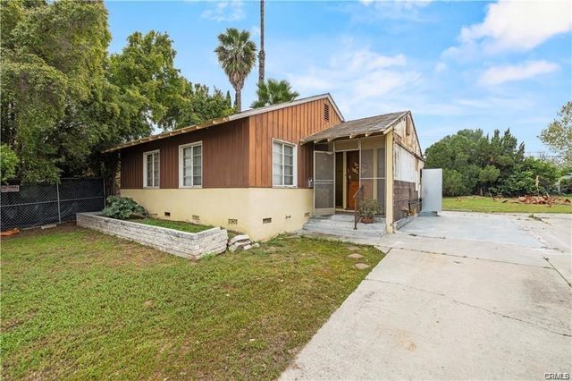 5725 Enfield Avenue, Encino, CA 91316