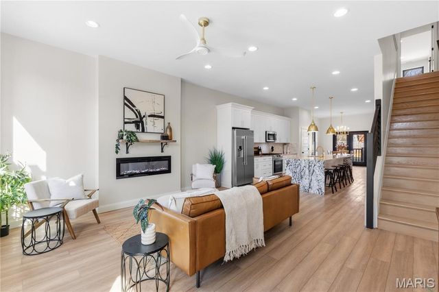 2643 Accomac, St Louis, MO 63104