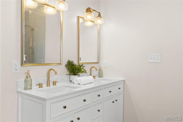 2643 Accomac, St Louis, MO 63104