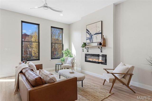 2643 Accomac, St Louis, MO 63104