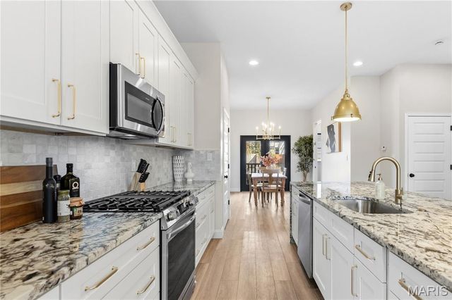 2643 Accomac, St Louis, MO 63104