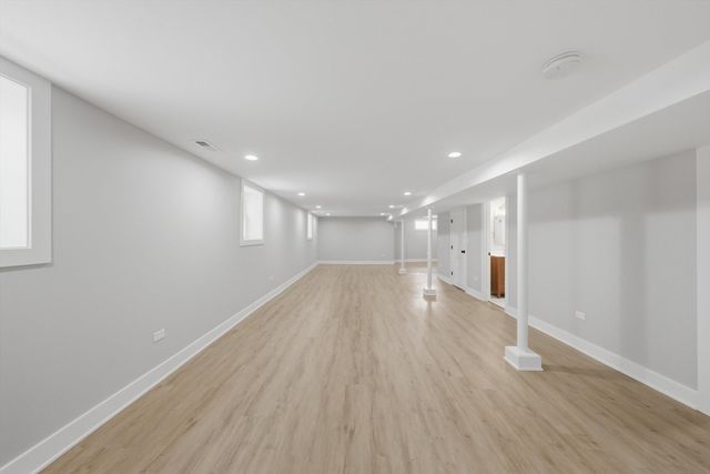 5750 S Oak Park Avenue, Chicago, IL 60638