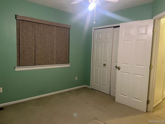 41587 Pheasant Creek Drive, Canton, MI 48188