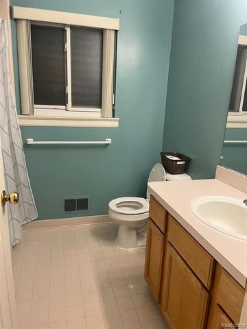 41587 Pheasant Creek Drive, Canton, MI 48188