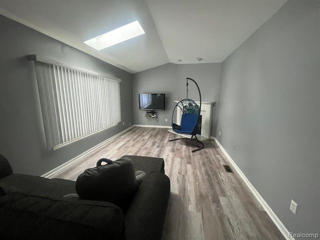 41587 Pheasant Creek Drive, Canton, MI 48188